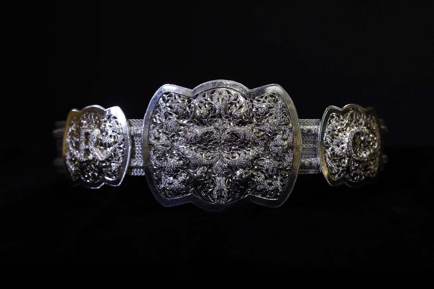 Romeo Couture - Accessoires CAFTAN APRÈS 50 ANS 2025 - Accessoires 2025 - 16