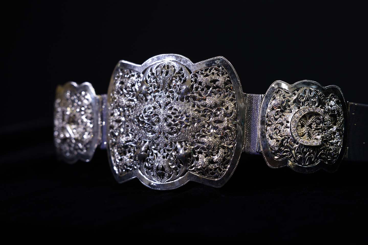 Romeo Couture - Accessoires CAFTAN APRÈS 50 ANS 2025 - Accessoires 2025 - 25