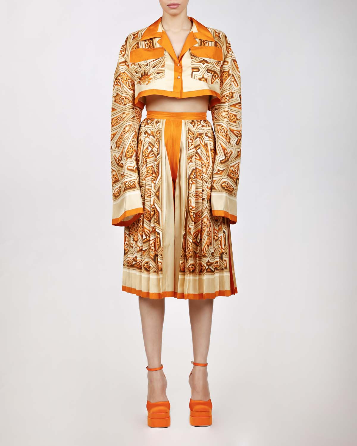 Romeo Couture - Énigme d’Inspiration Légendaire - PRÊT-À-PORTER - 1