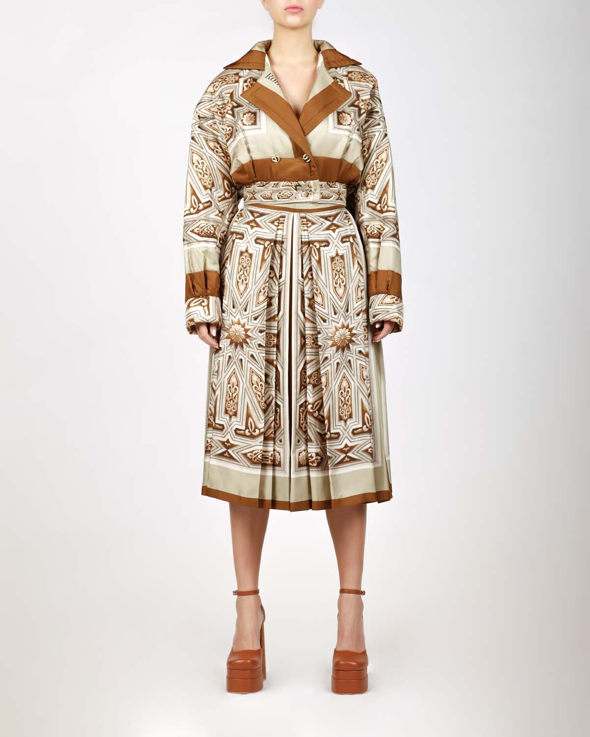 Romeo Couture - Énigme d’Inspiration Légendaire - PRÊT-À-PORTER - 8