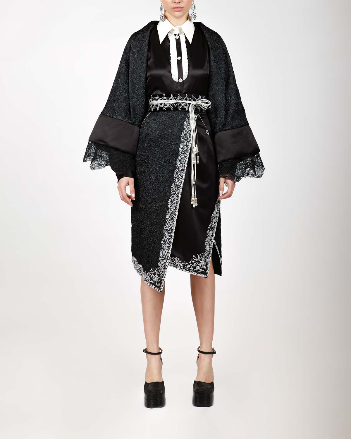 Romeo Couture - Énigme d’Inspiration Légendaire - PRÊT-À-PORTER - 50