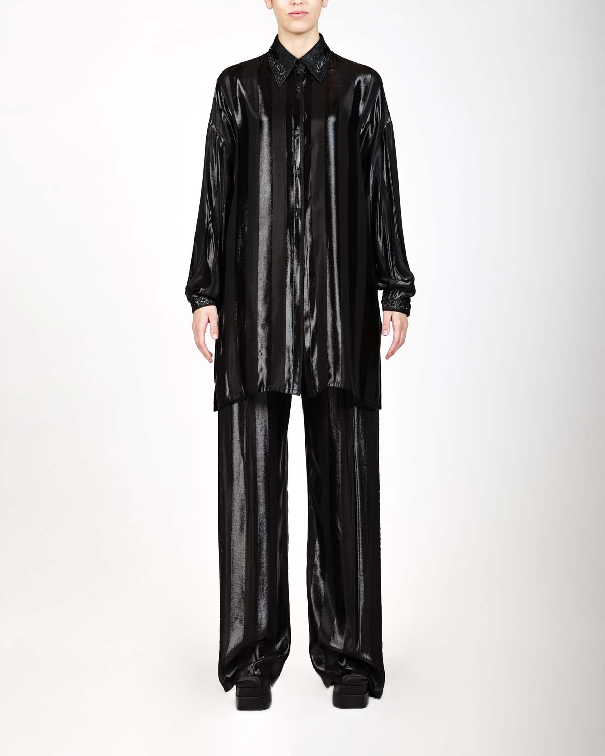 Romeo Couture - Énigme d’Inspiration Légendaire - PRÊT-À-PORTER - 77