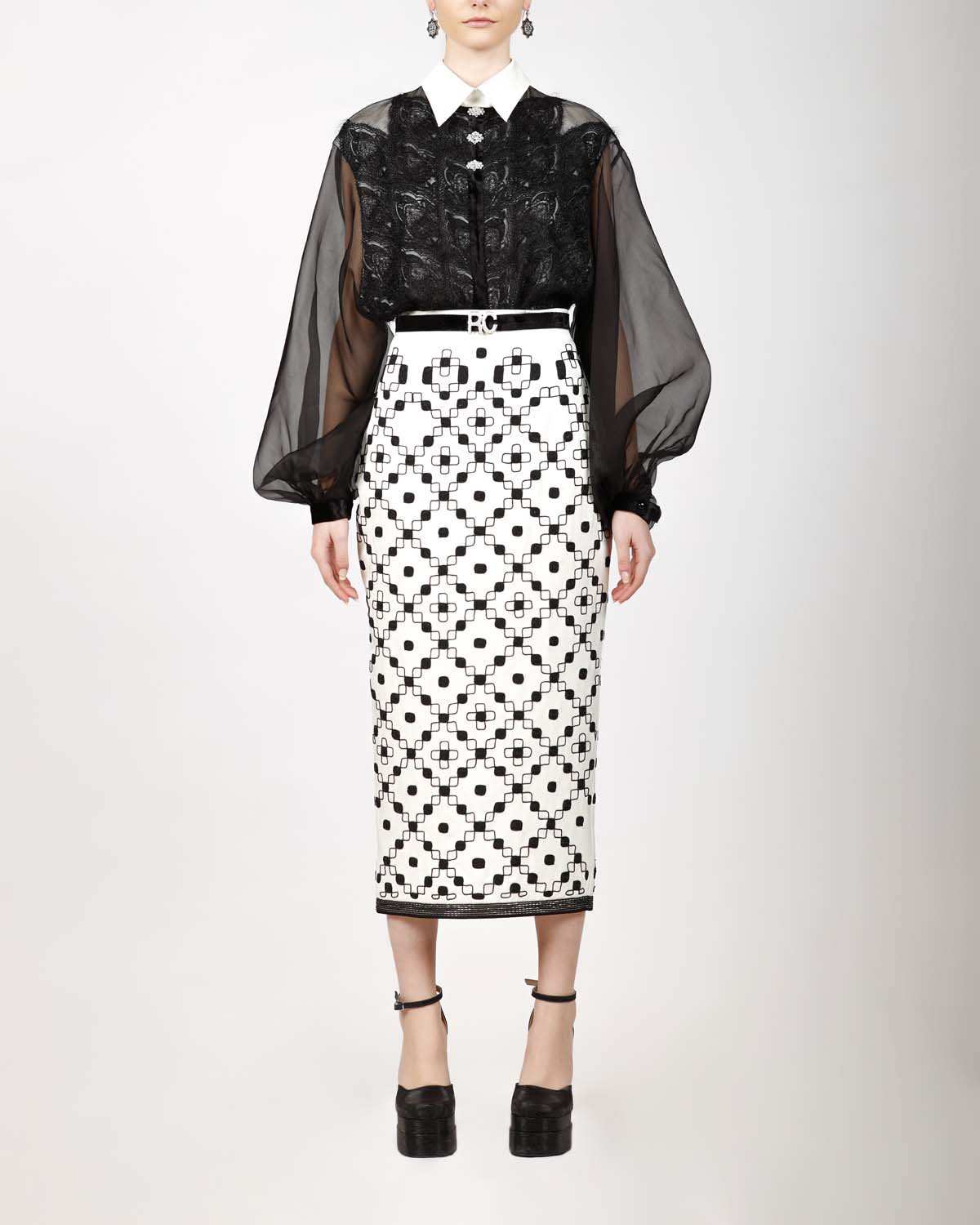 Romeo Couture - Énigme d’Inspiration Légendaire - PRÊT-À-PORTER - 78