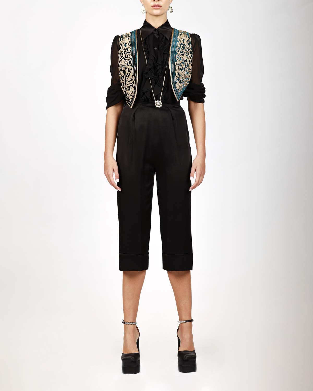 Romeo Couture - Énigme d’Inspiration Légendaire - PRÊT-À-PORTER - 90