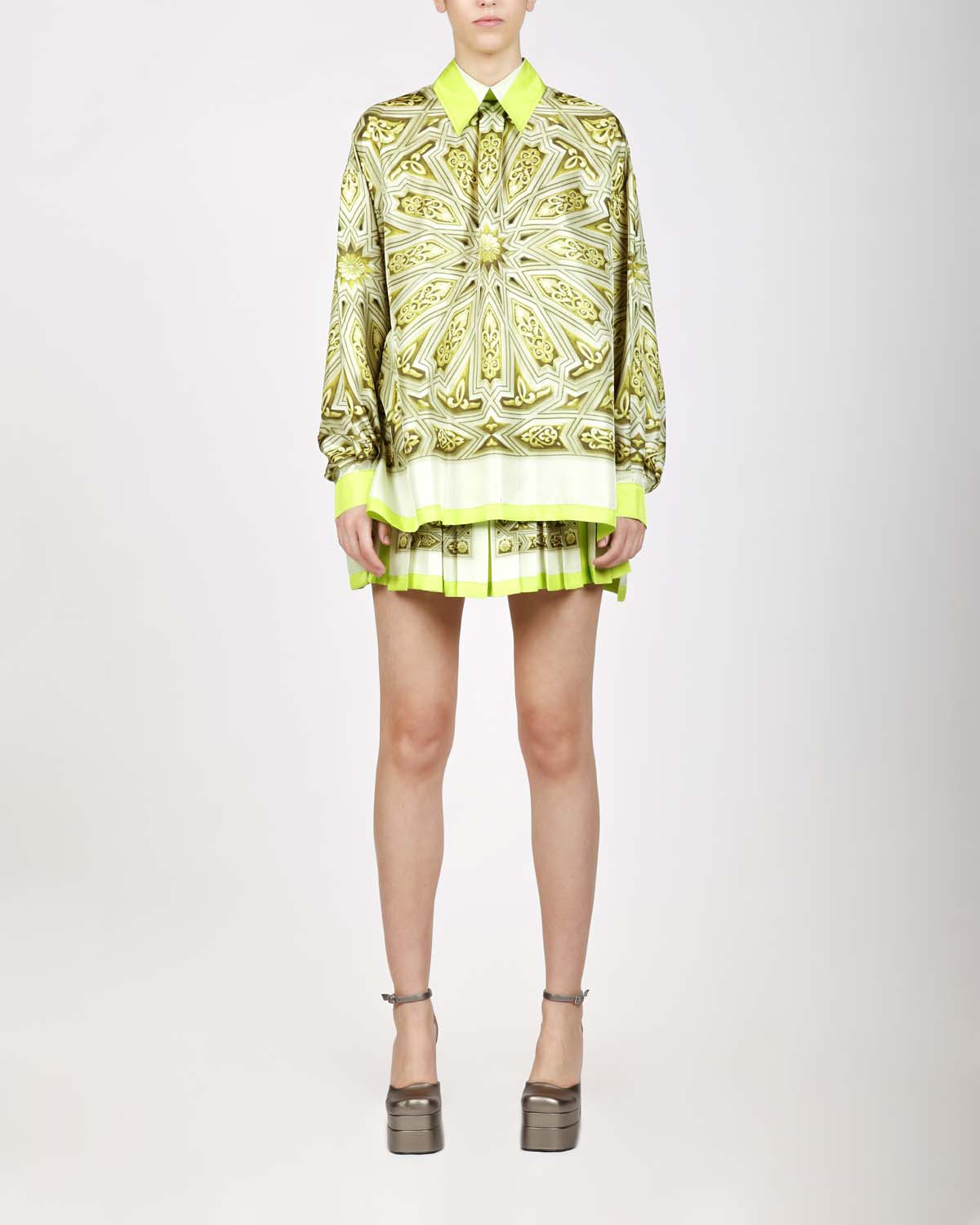 Romeo Couture - Énigme d’Inspiration Légendaire - PRÊT-À-PORTER - 91