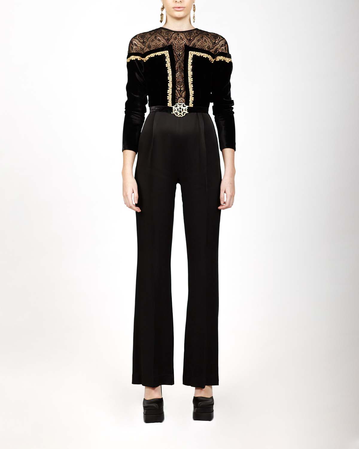 Romeo Couture - Énigme d’Inspiration Légendaire - PRÊT-À-PORTER - 92