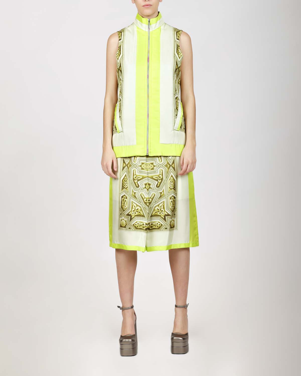 Romeo Couture - Énigme d’Inspiration Légendaire - PRÊT-À-PORTER - 95